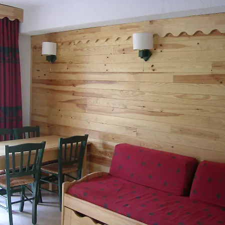 Aparthotel Labellemontagne Le Roc Blanc - Le Hameau 3*